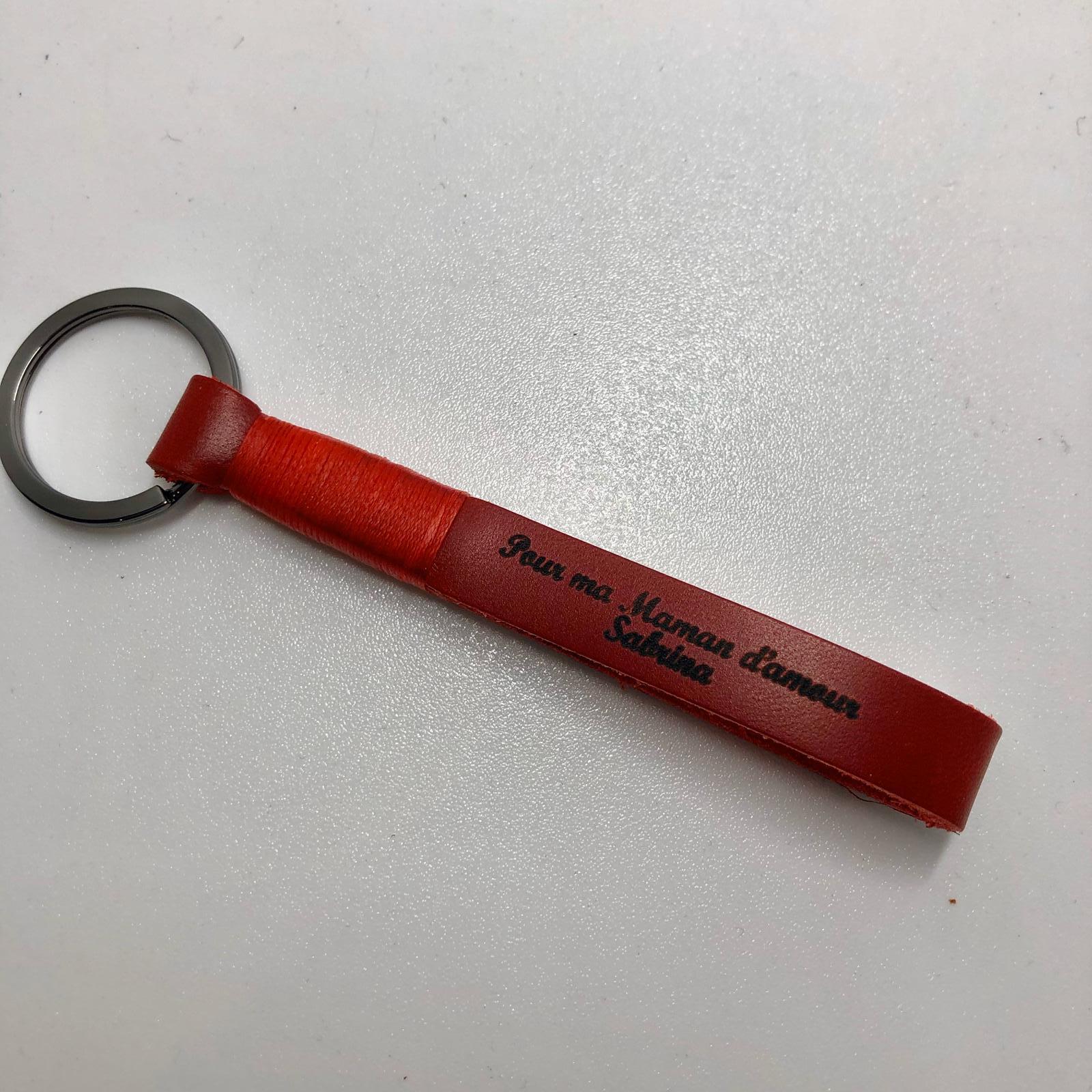 Porte Cle En Cuir Personnalise Gravure Rouge